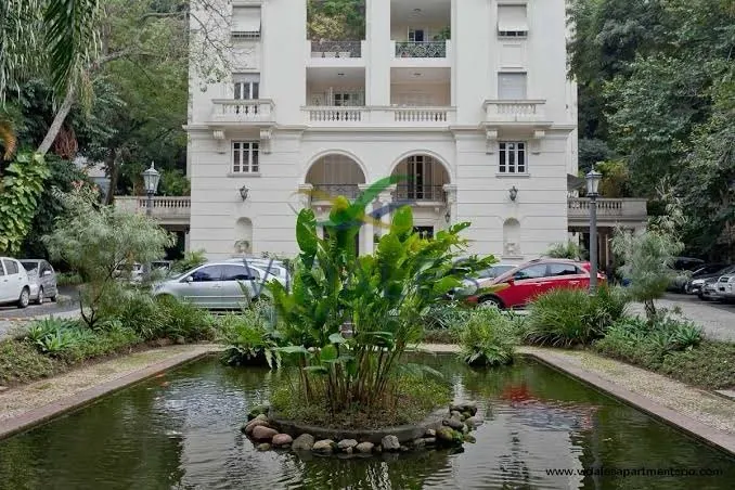 Edifício Águas Férreas