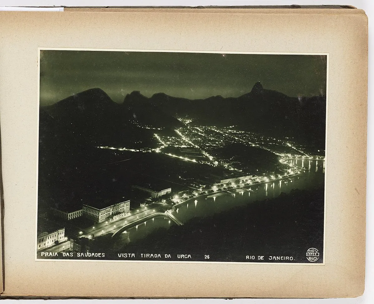 Historic view of Urca, Rio de Janeiro — Praia da Saudade, vista tomada da Urca