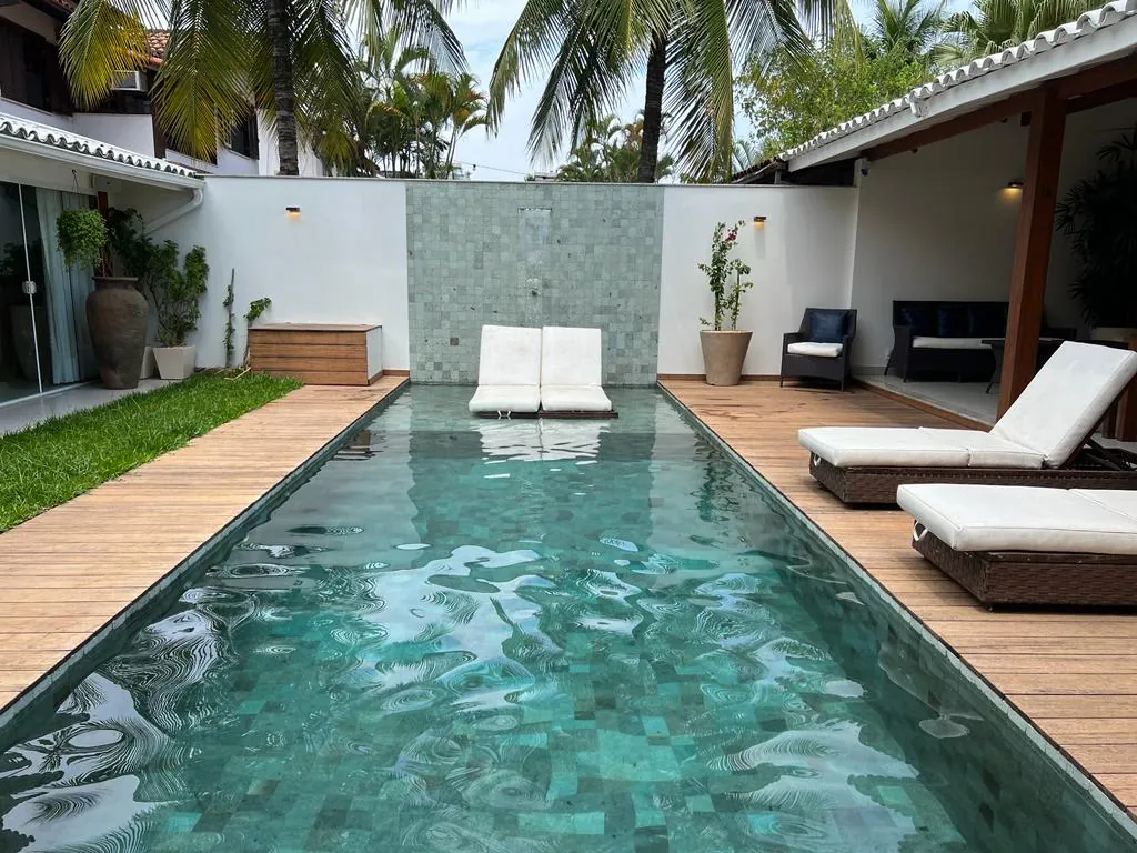 Barra da Tijuca Villa for 16 — lead photo (villa, Barra da Tijuca, Rio de Janeiro)